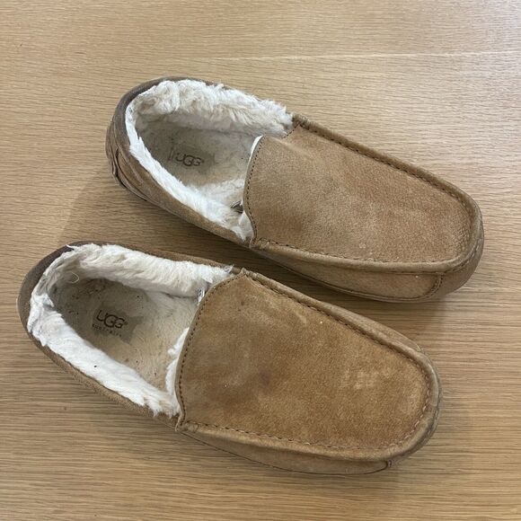 Men's Ugg Australia Size 11 Ascot Moccasin Slippers Chestnut Brown - Picture 2 of 8